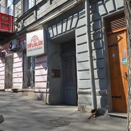 Griboedov Hostel & Suites Tbilisi Buitenkant foto