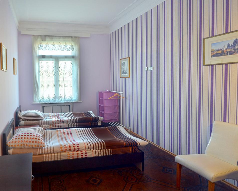 Griboedov Hostel & Suites Tbilisi Kamer foto