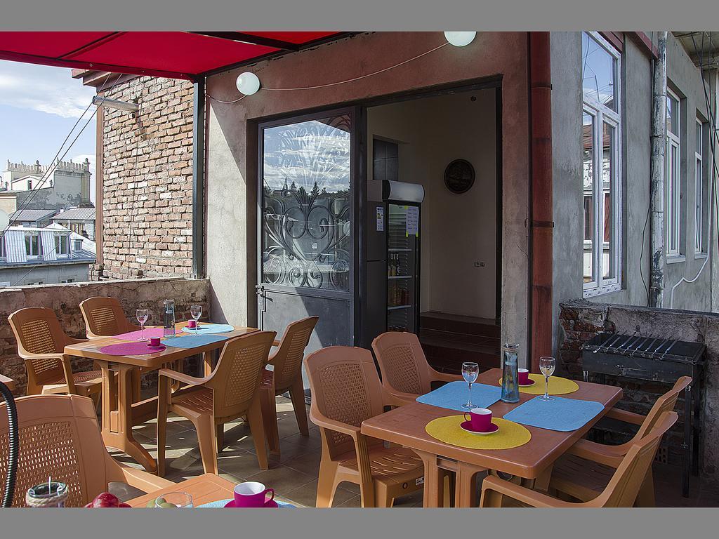 Griboedov Hostel & Suites Tbilisi Buitenkant foto