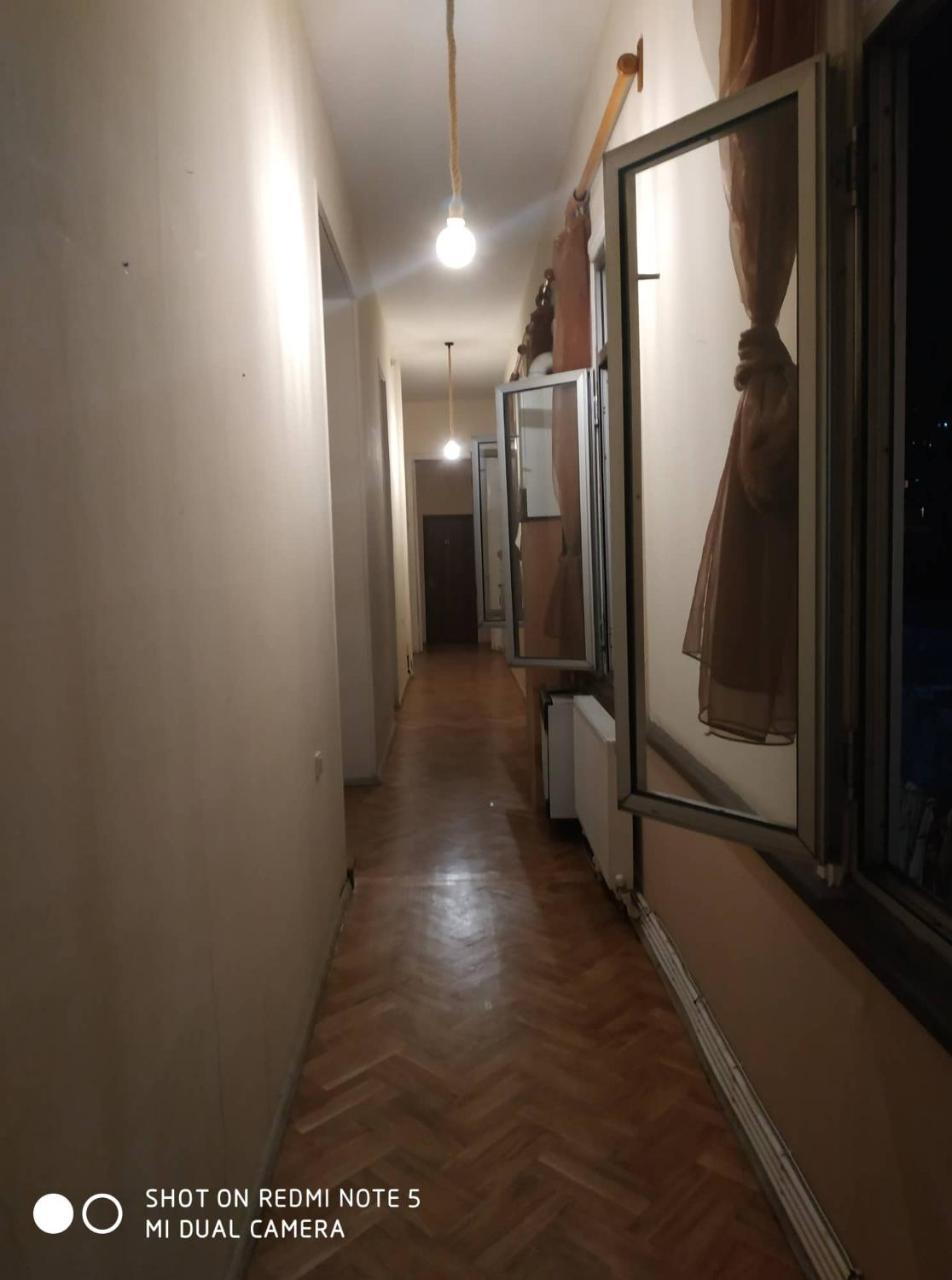 Griboedov Hostel & Suites Tbilisi Buitenkant foto
